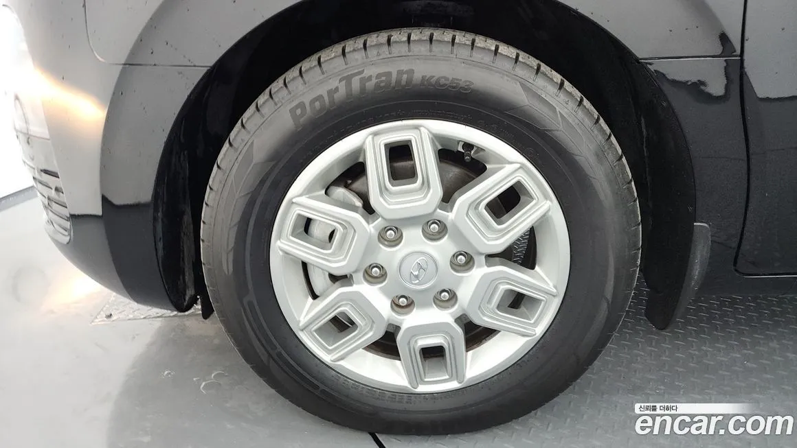Hyundai Staria 2023 из KR, фото 5