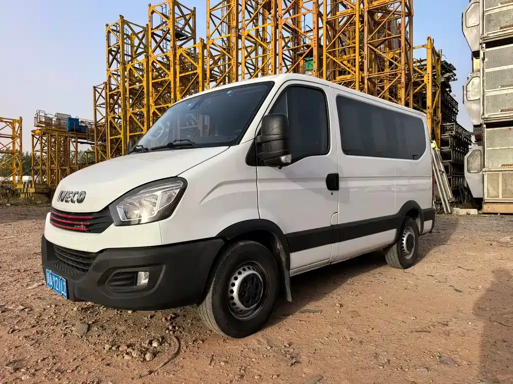 IVECO Ousheng 2021 из CN, фото 1