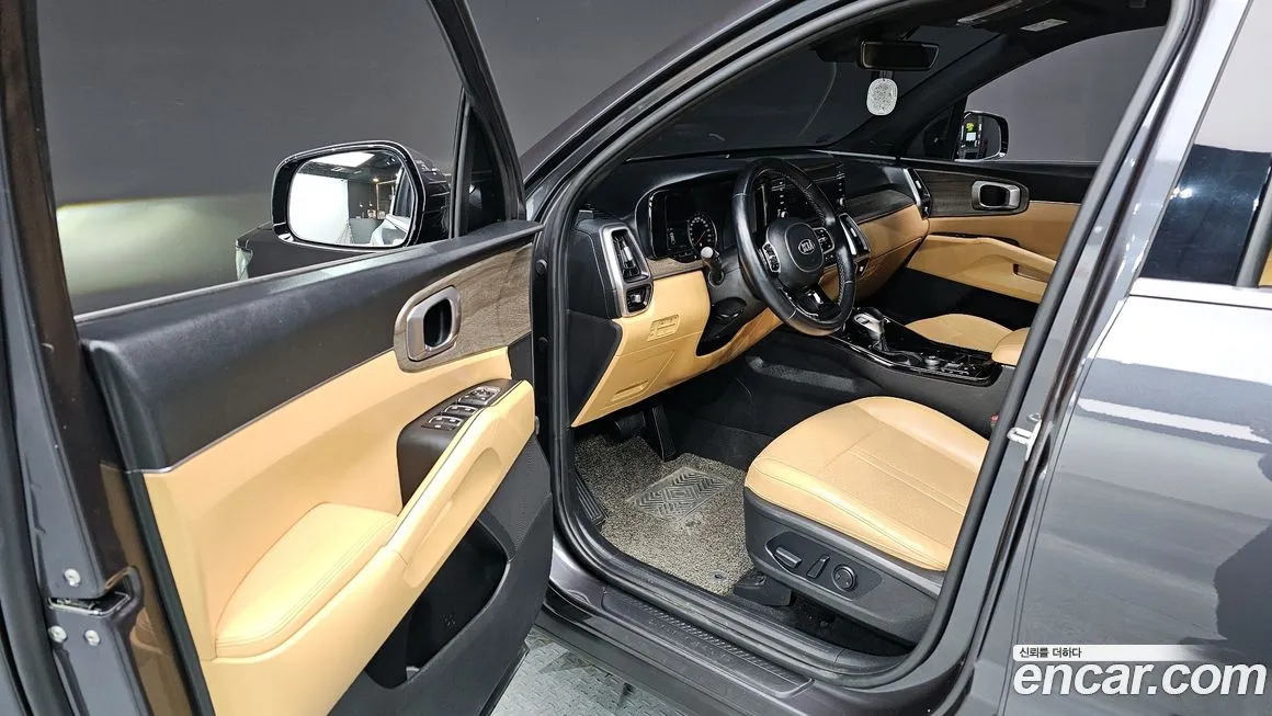 Kia Sorento — фото 10