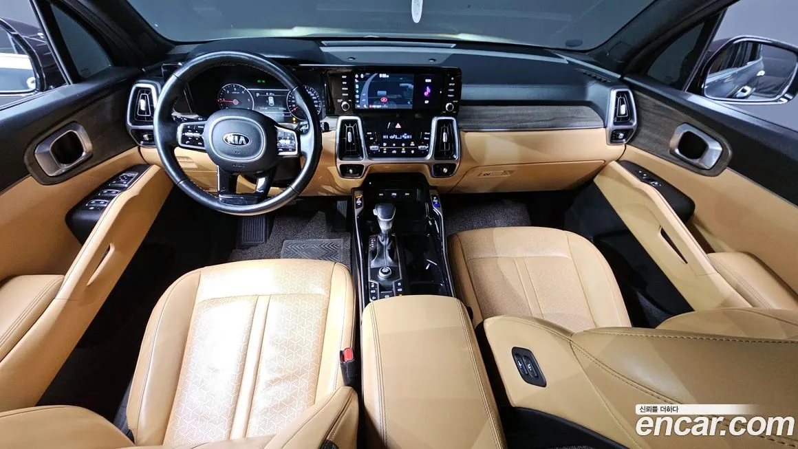 Kia Sorento — фото 7