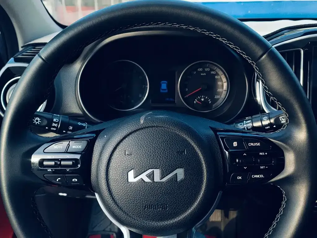 Kia KX1 2021 из CN, фото 8