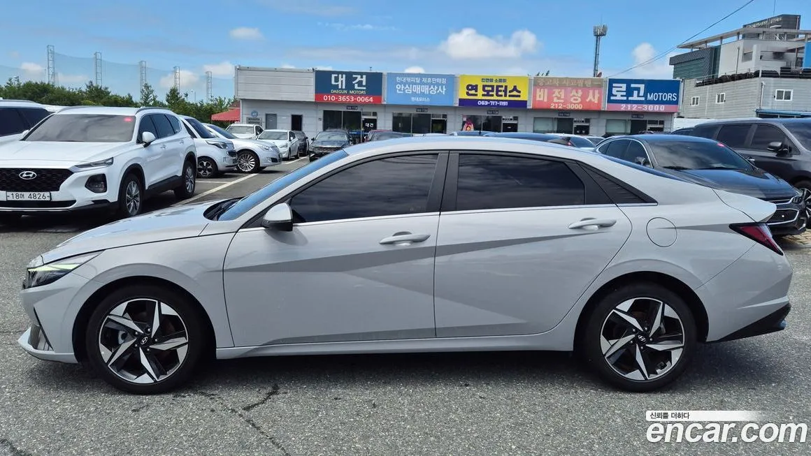 Hyundai AVANTE — фото 3