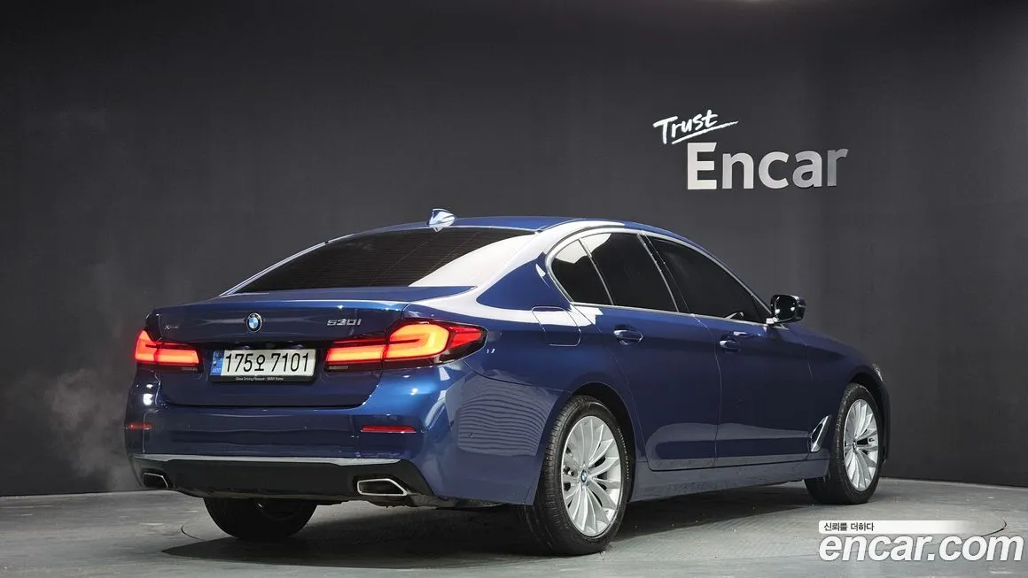 BMW 5-Series 2021 из KR, фото 2