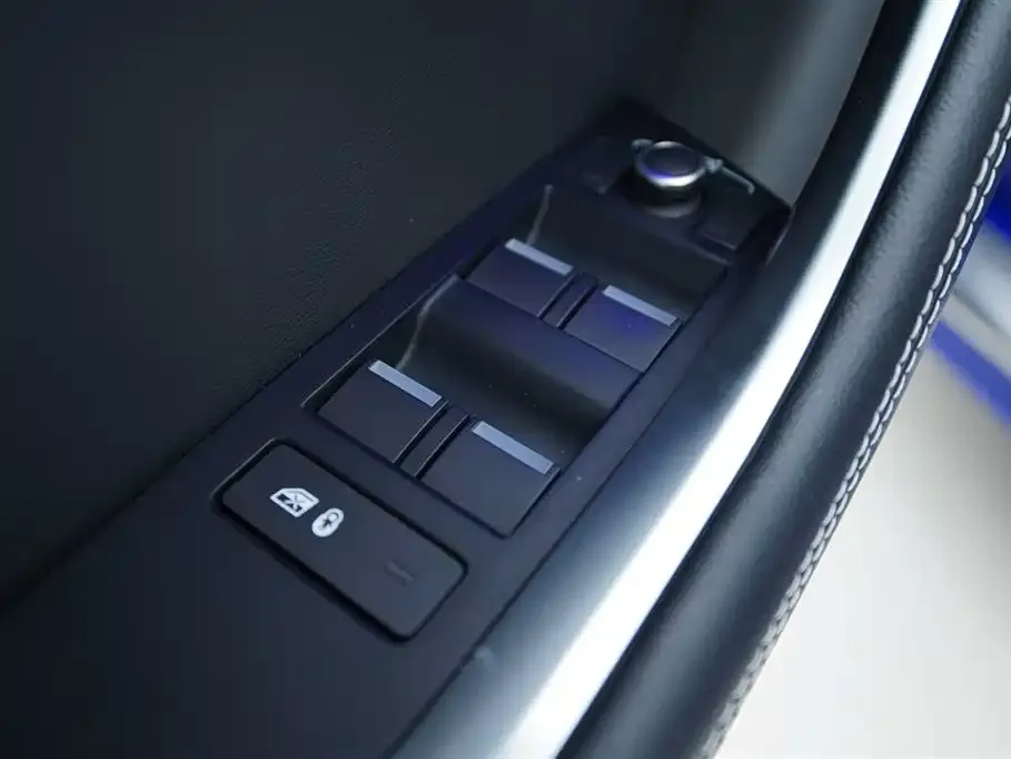 Jaguar XEL 2021 из CN, фото 10