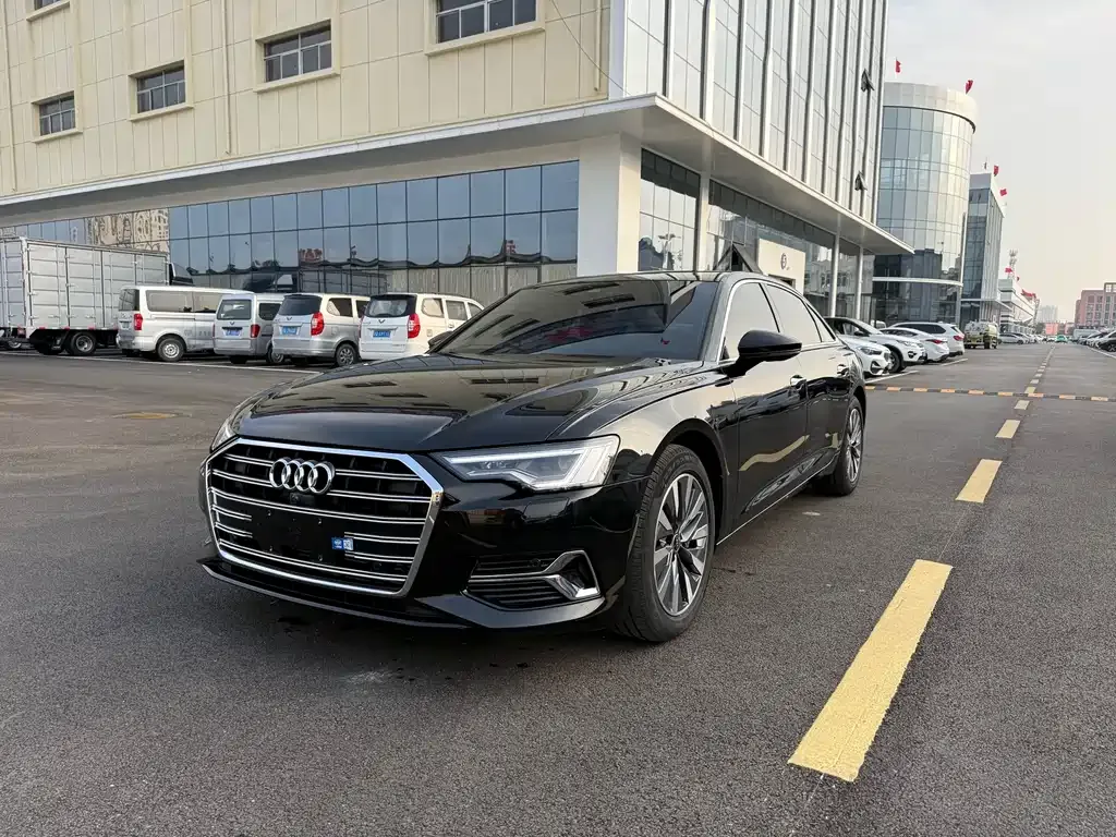 Audi A6L — фото 2