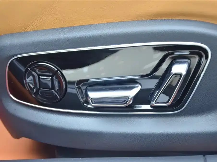 Audi A8 2025 из CN, фото 6