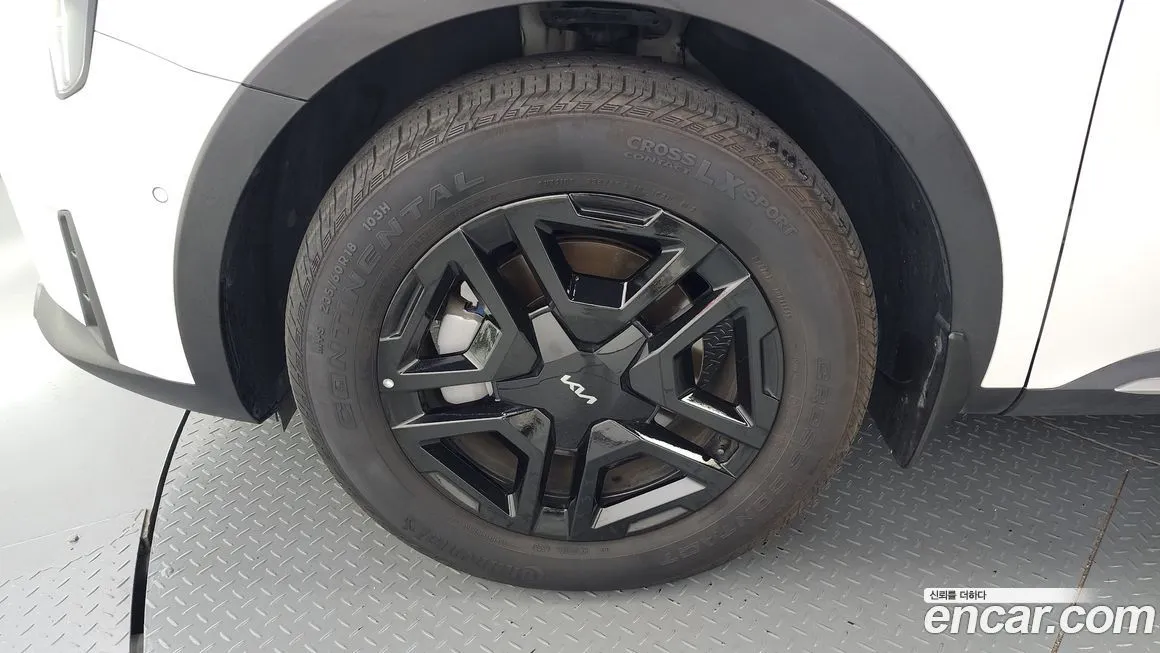 Kia Sorento — фото 5