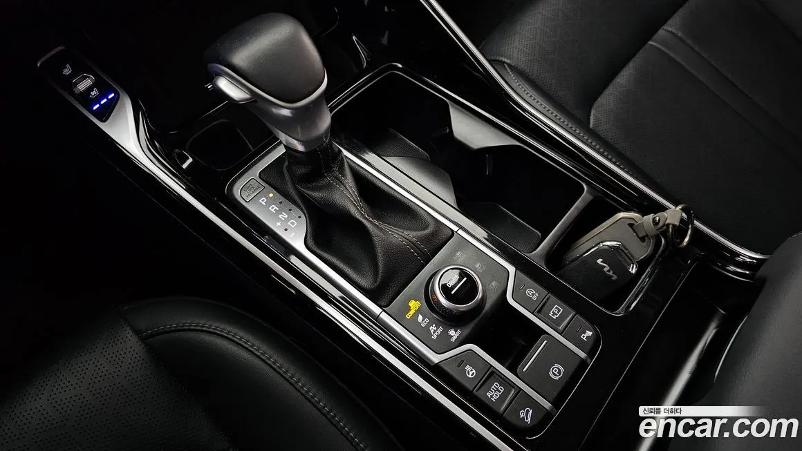 Kia Sorento — фото 9