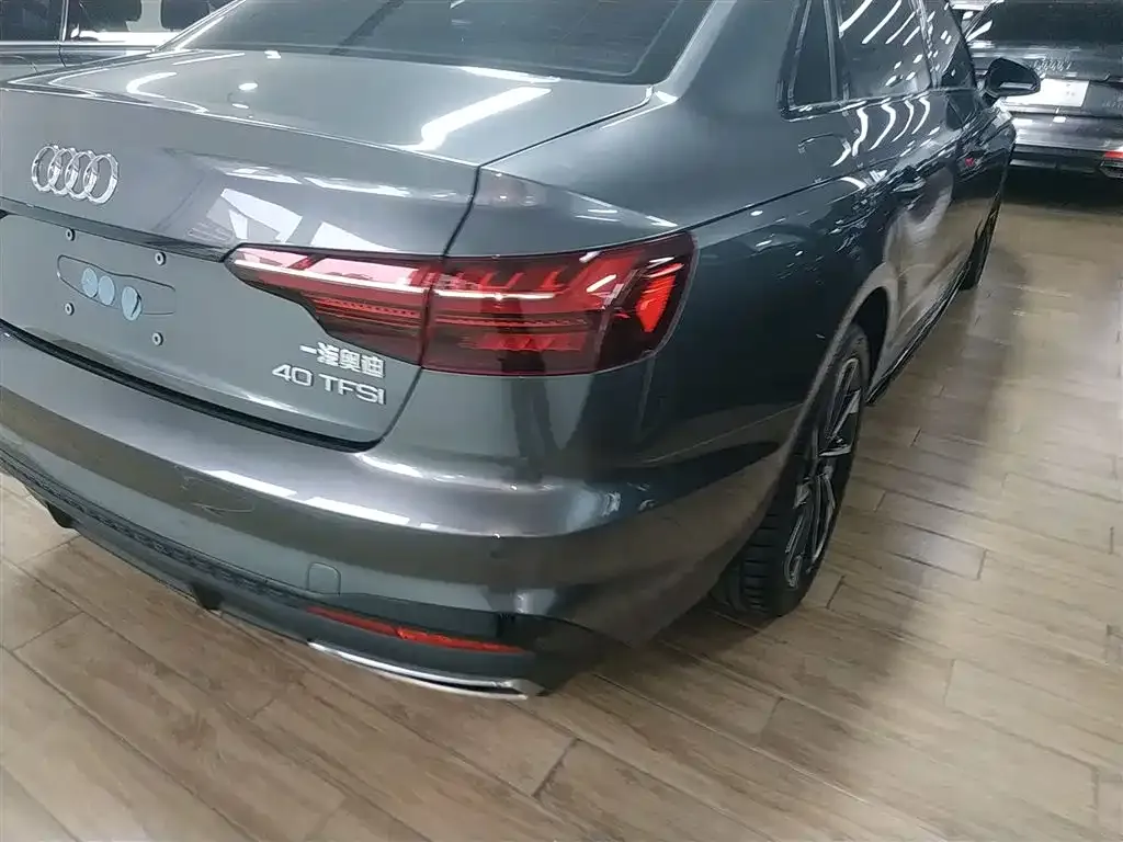 Audi A4L 2023 из CN, фото 8