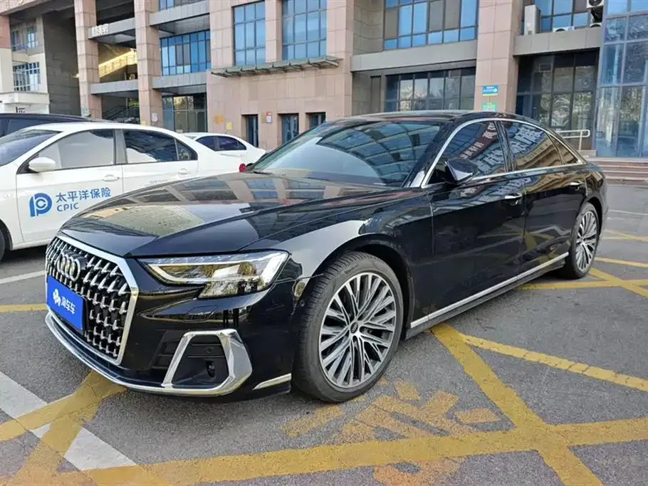 Audi A8 2023 из CN, фото 1