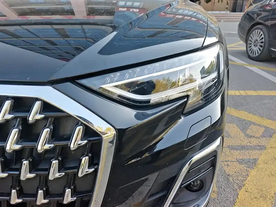 Audi A8 2023 из CN, фото 5