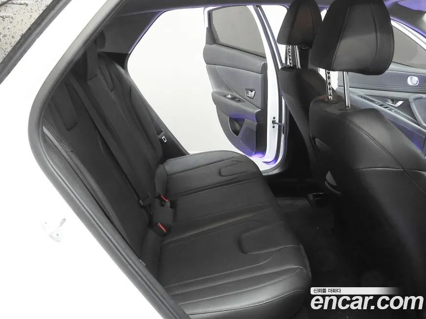 Hyundai AVANTE 2021 из KR, фото 10