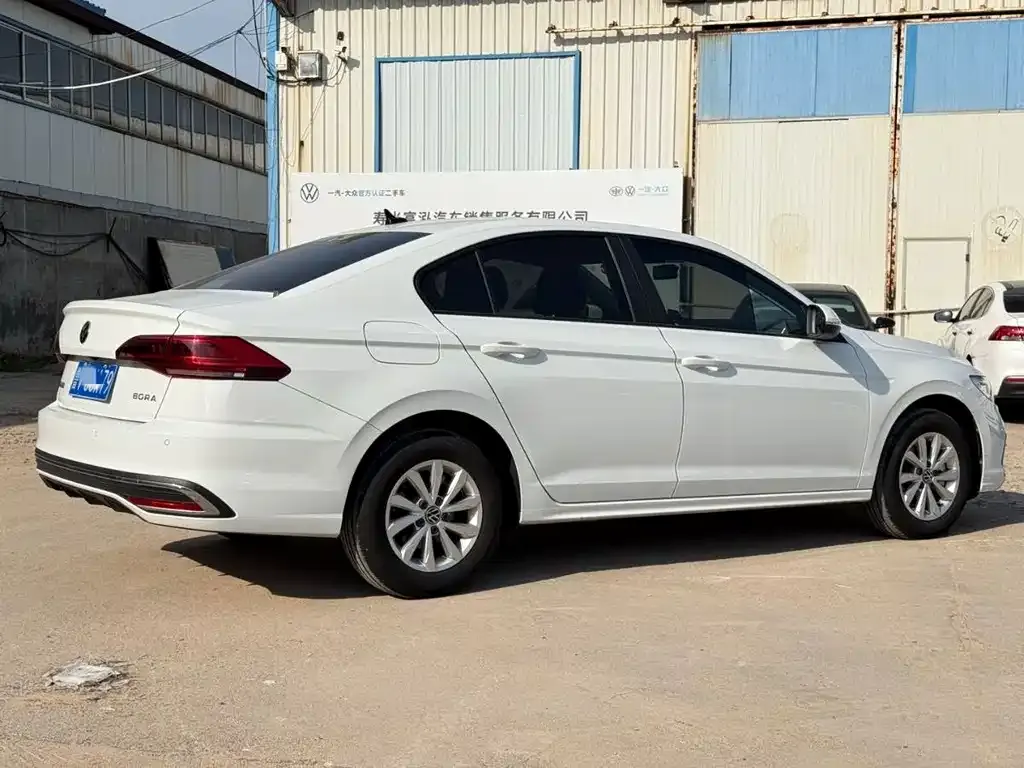 Volkswagen Bora 2023 из CN, фото 3