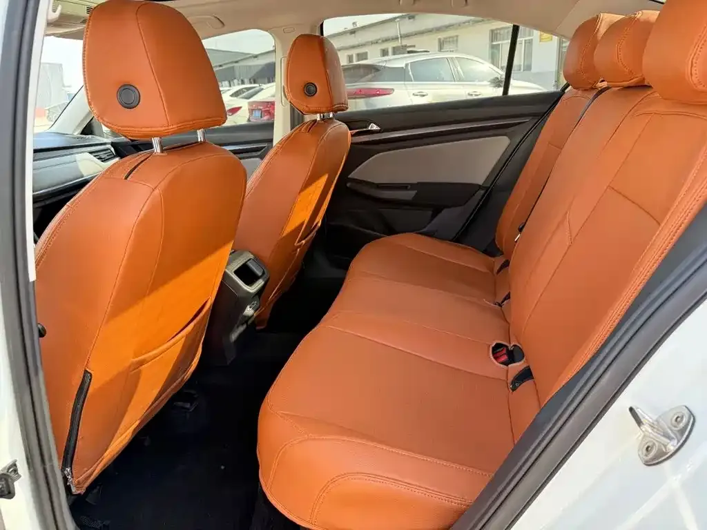 Volkswagen Bora 2023 из CN, фото 7