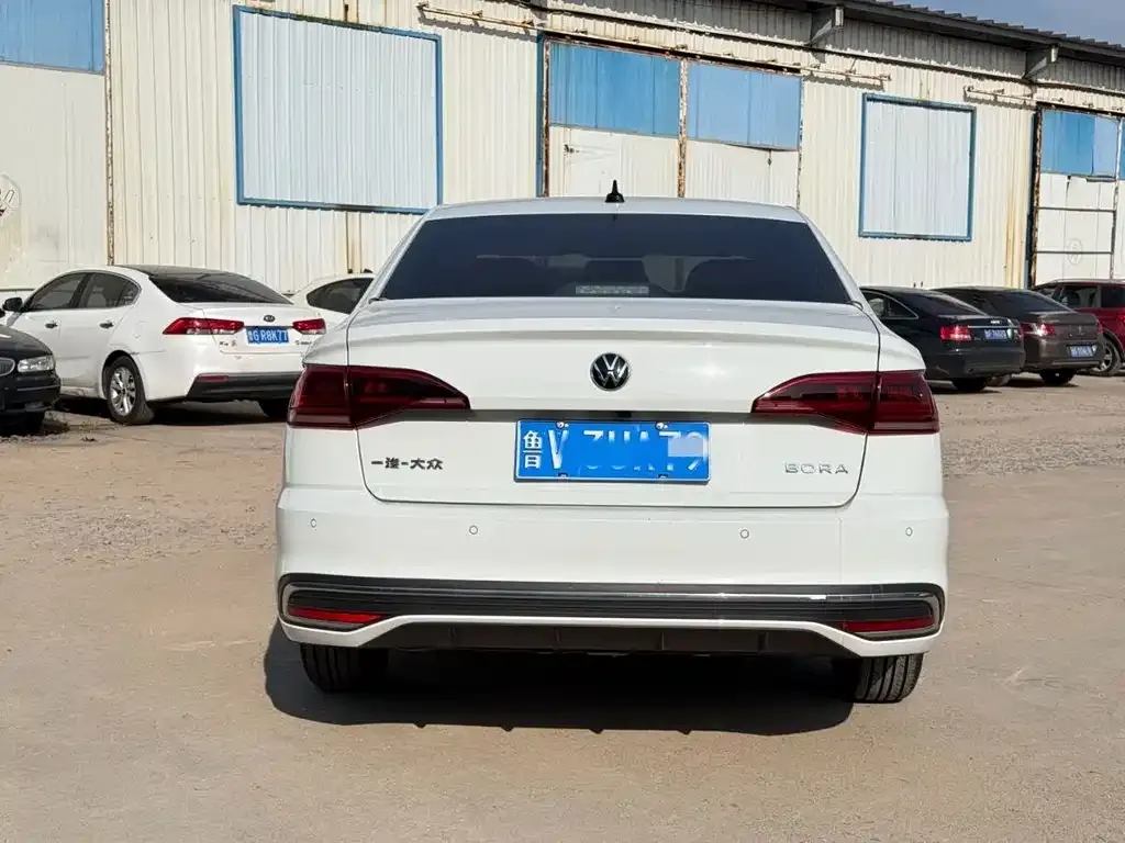 Volkswagen Bora 2023 из CN, фото 9