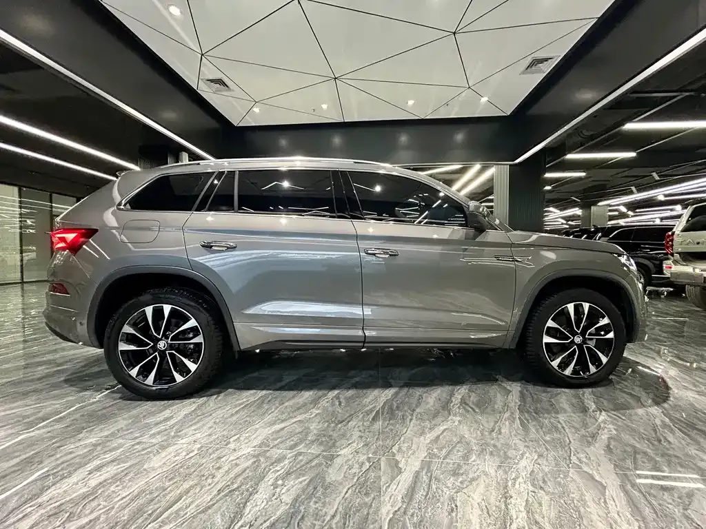Skoda Kodiaq — фото 4