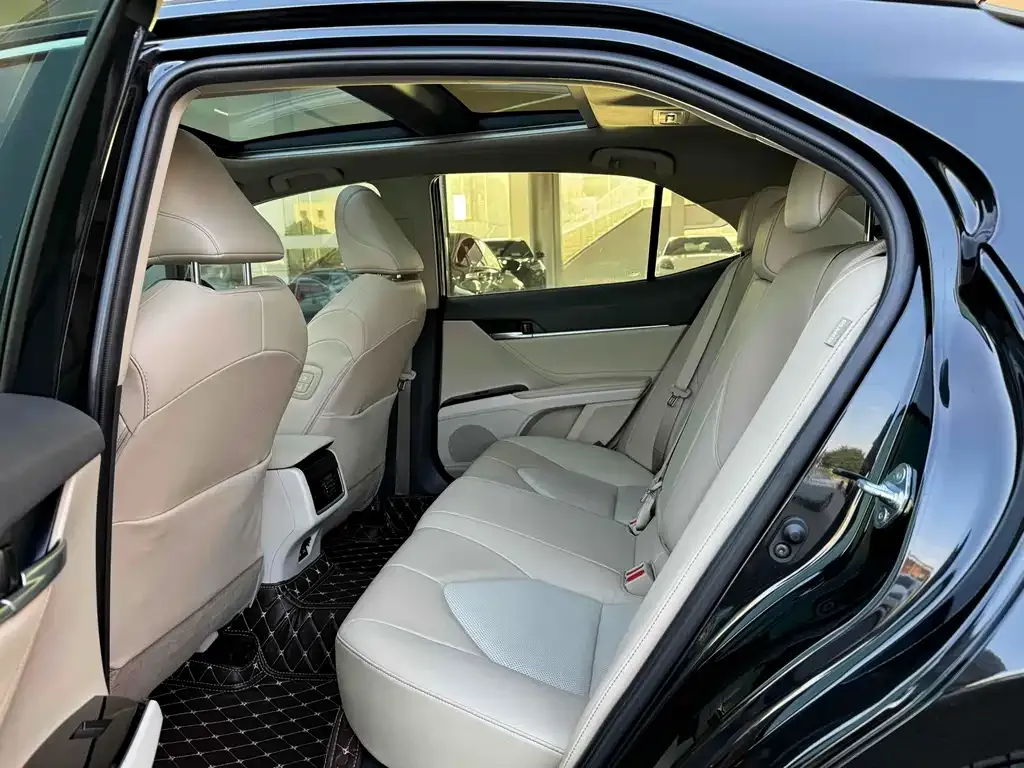 Toyota Camry 2022 из CN, фото 6