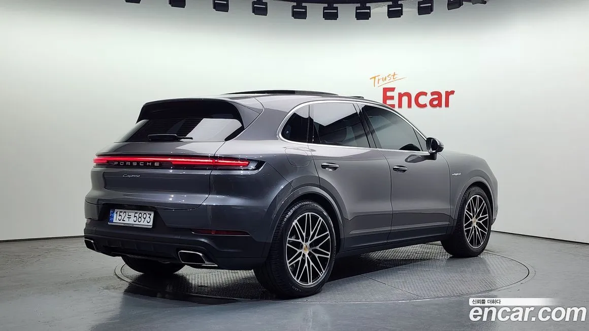 Porsche Cayenne 2024 из KR, фото 2