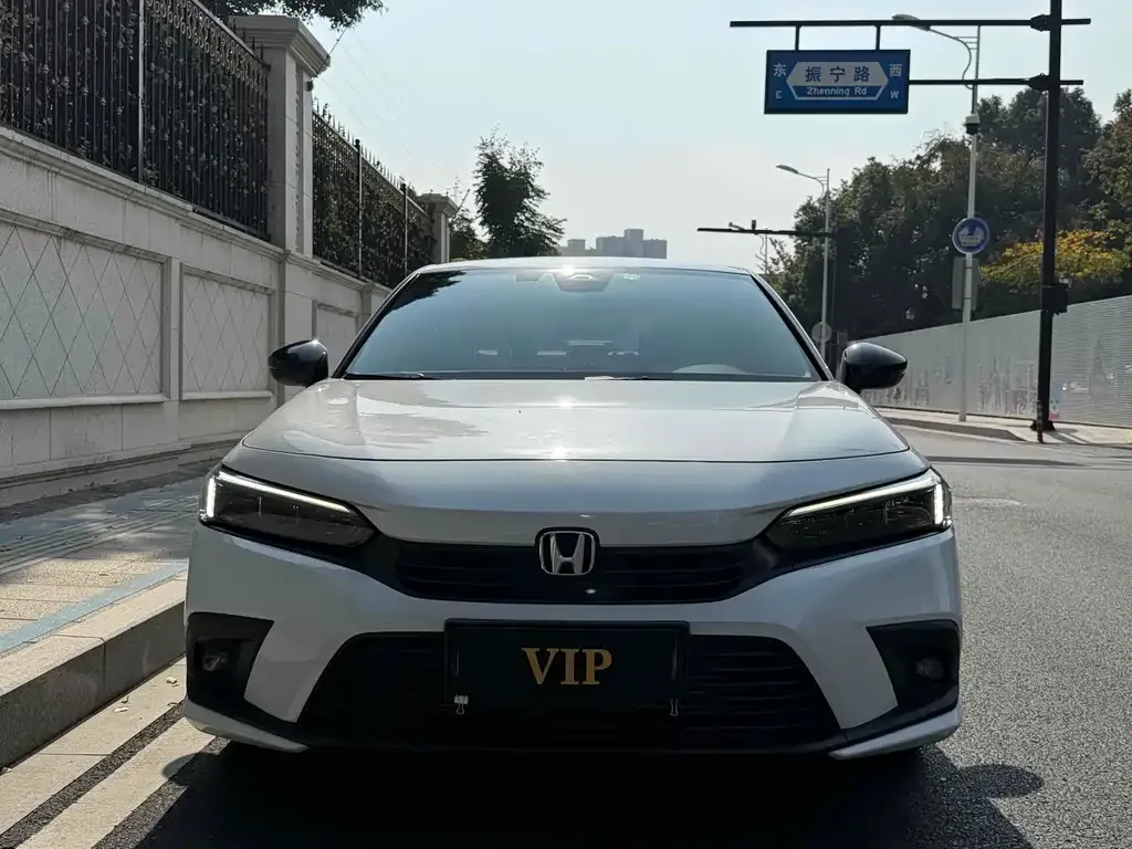 Honda Civic 2022 из CN, фото 2