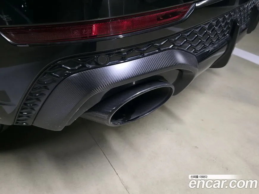 Audi RSQ8 2025 из KR, фото 7