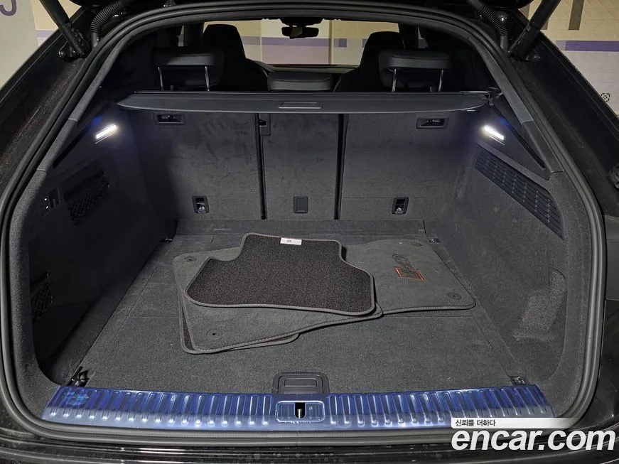 Audi RSQ8 2025 из KR, фото 9