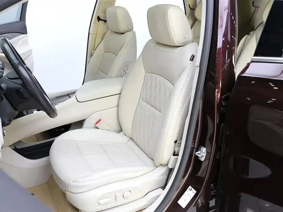 Buick Enclave 2021 из CN, фото 7
