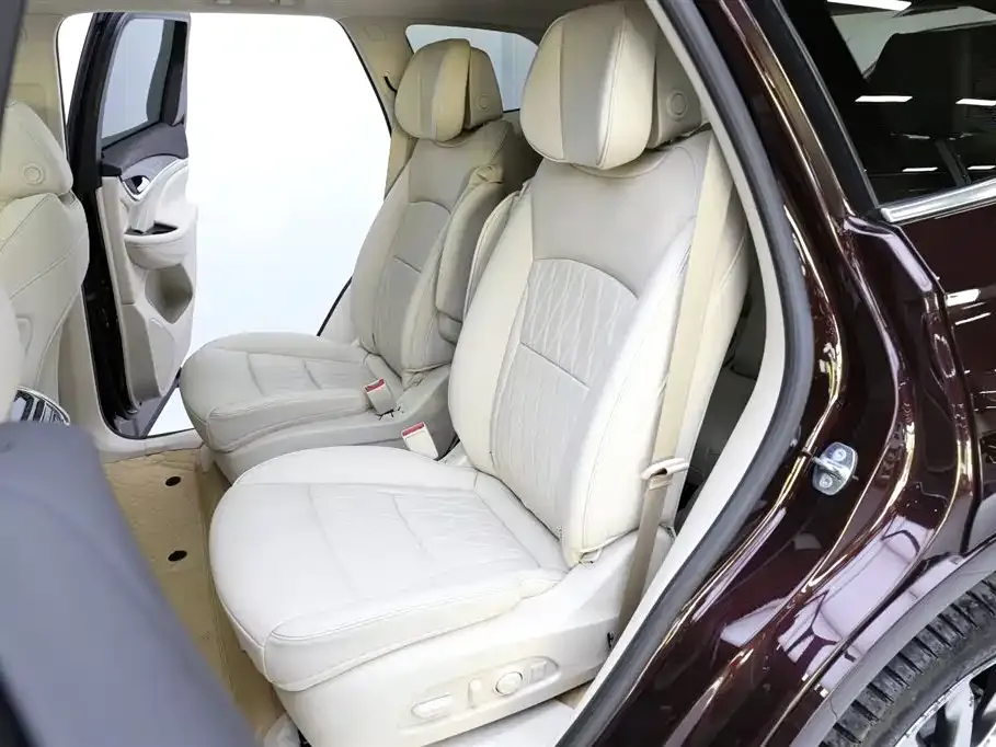 Buick Enclave 2021 из CN, фото 8