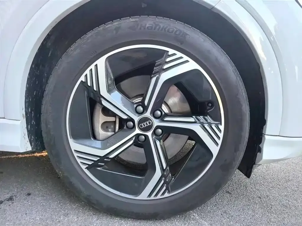 Audi Q4 e-tron 2025 из CN, фото 10