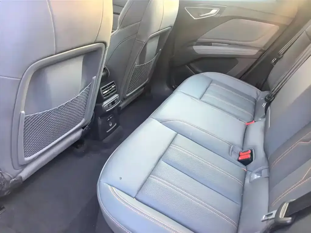 Audi Q4 e-tron 2025 из CN, фото 3