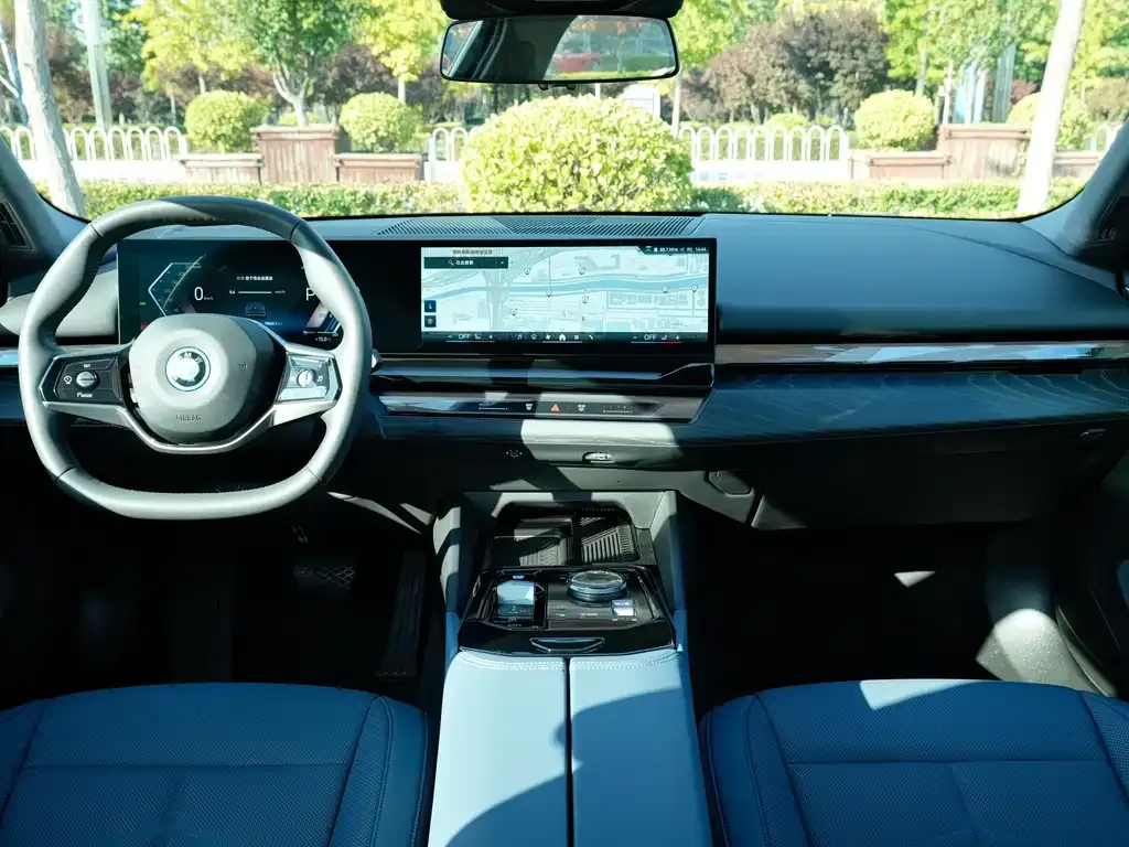 BMW i5 2025 из CN, фото 10