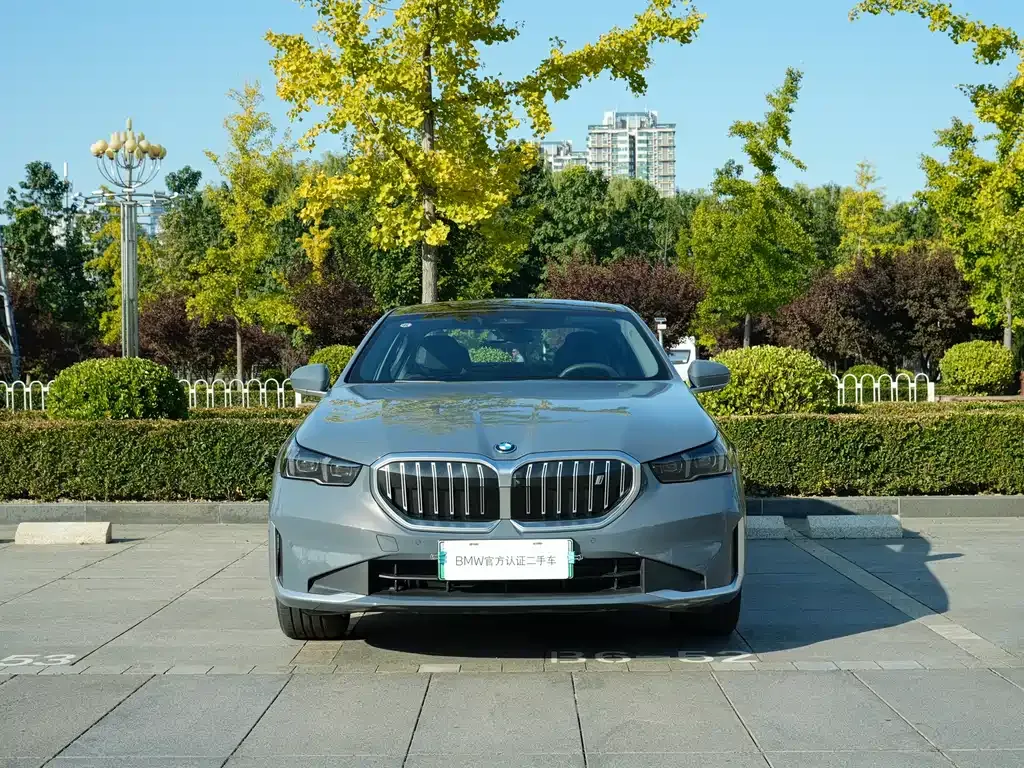 BMW i5 2025 из CN, фото 4