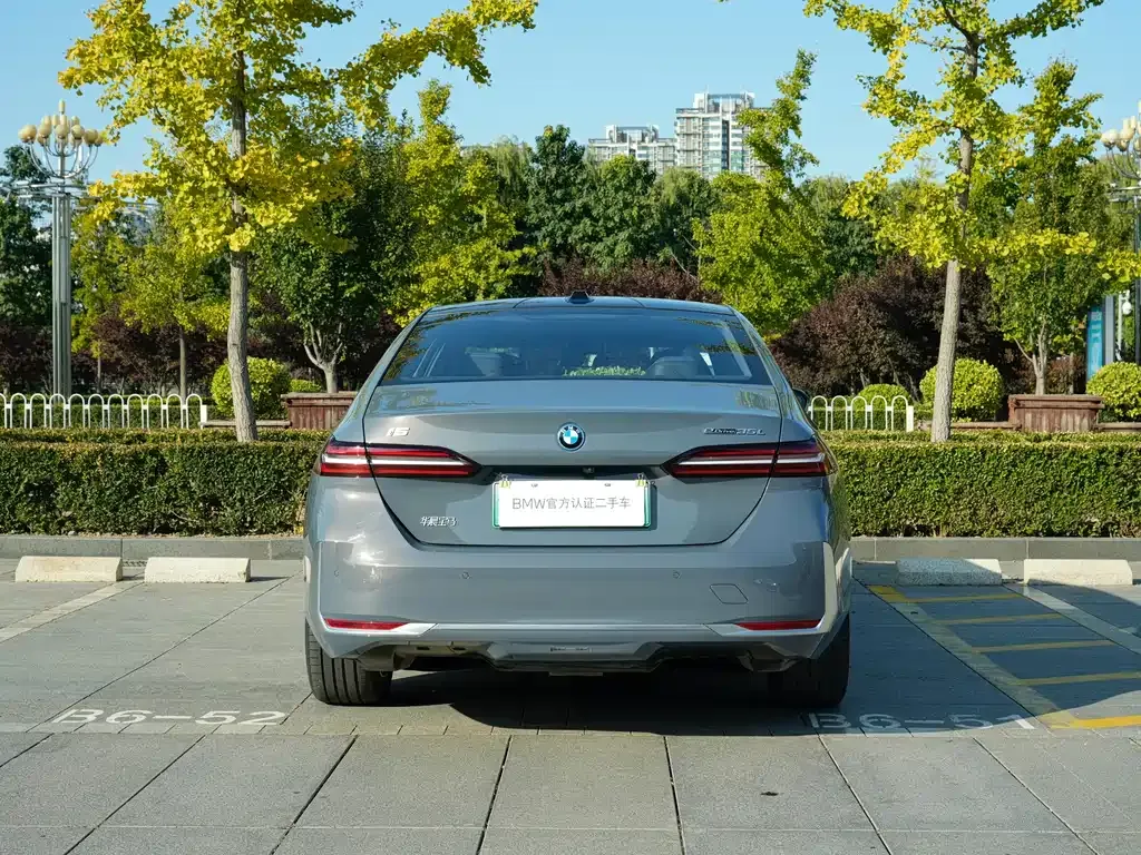 BMW i5 2025 из CN, фото 7