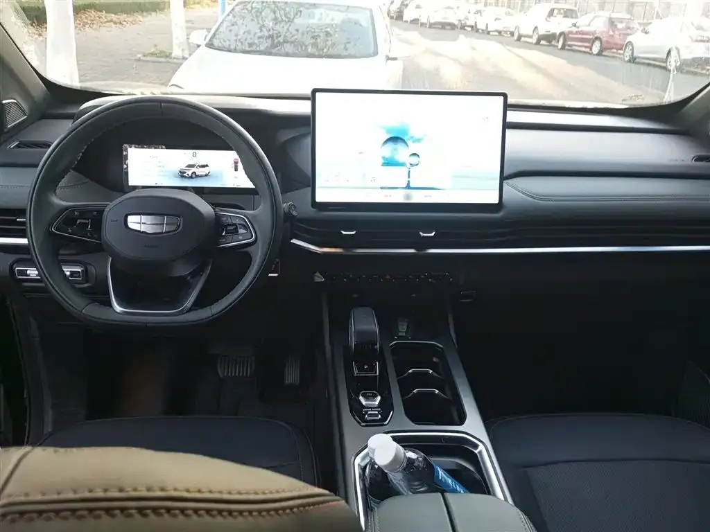 Geely Haoyue L 2024 из CN, фото 10