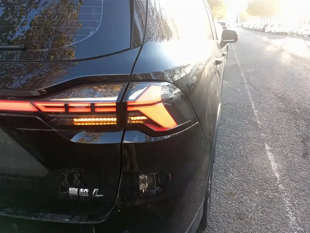 Geely Haoyue L 2024 из CN, фото 8