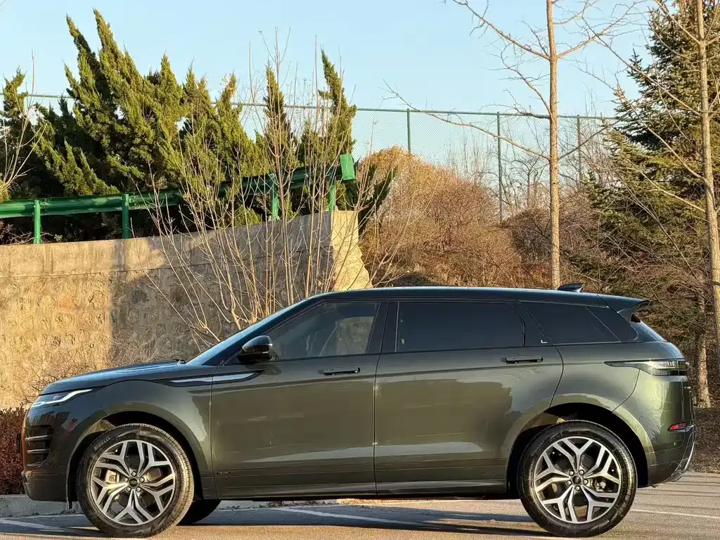 Land Rover Evoque 2022 из CN, фото 3