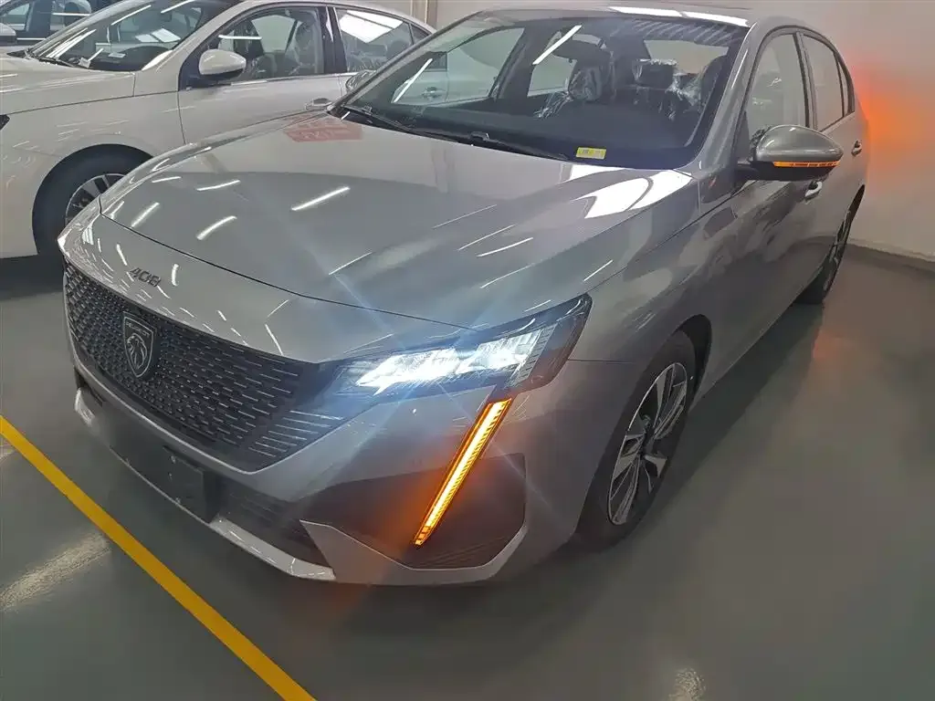 Peugeot 408 2025 из CN, фото 2