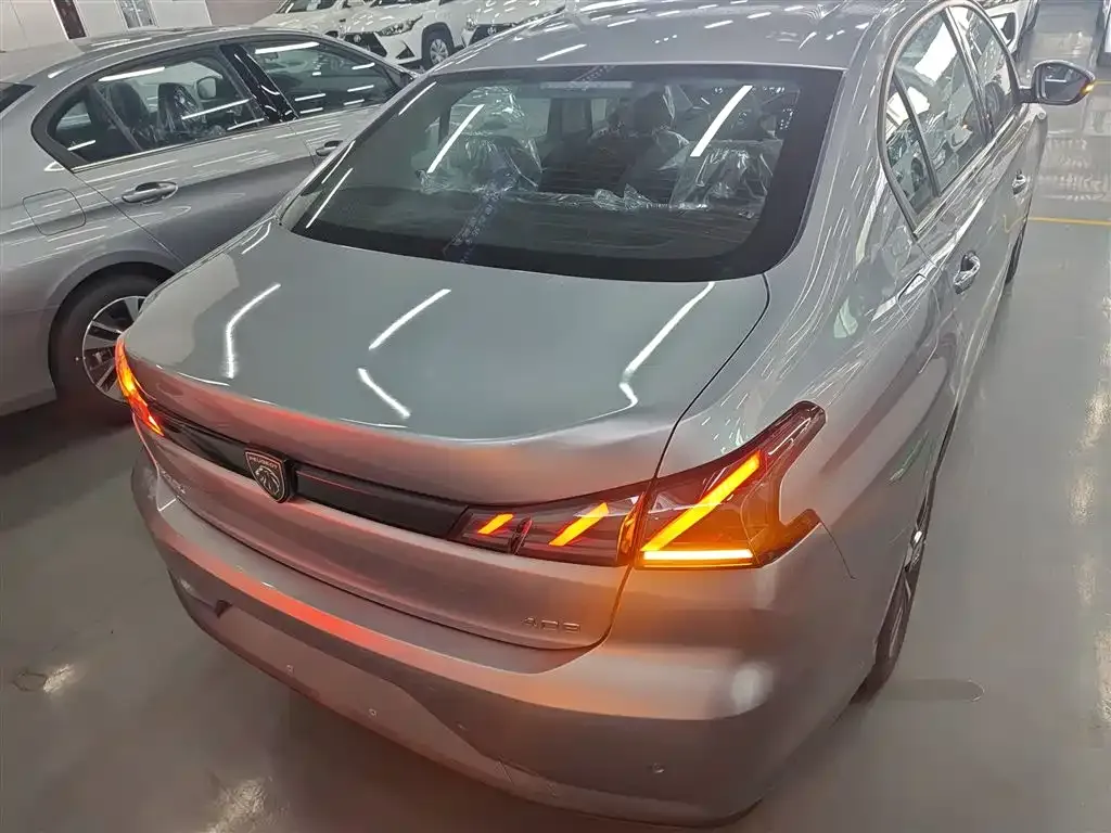 Peugeot 408 2025 из CN, фото 6