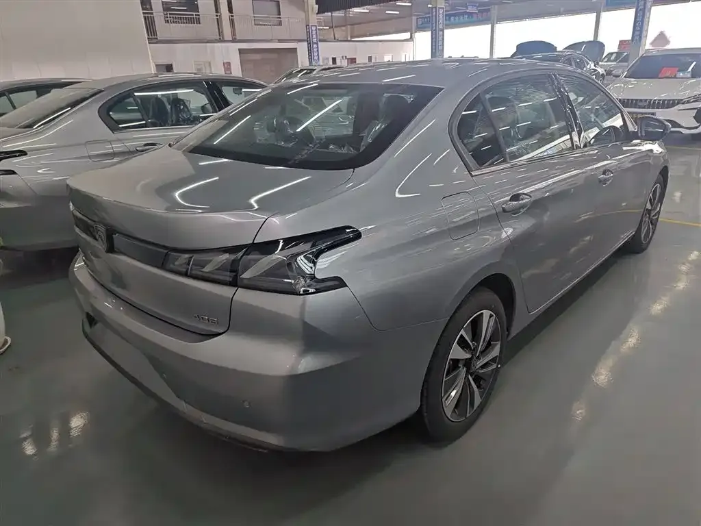 Peugeot 408 2025 из CN, фото 7