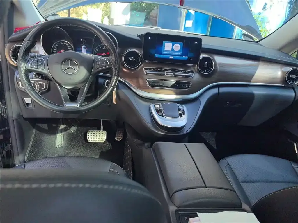 Mercedes-Benz V-Class 2022 из CN, фото 10