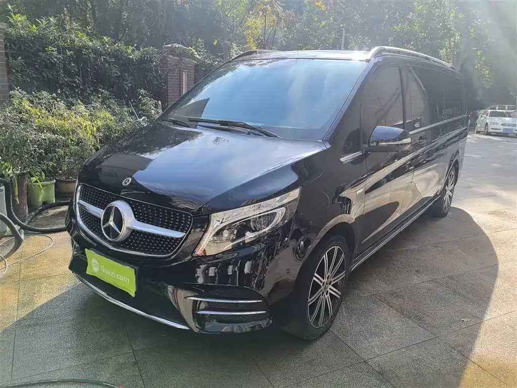 Mercedes-Benz V-Class 2022 из CN, фото 2