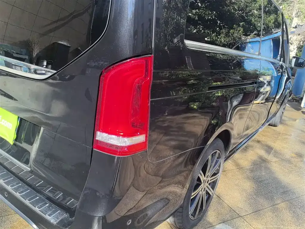 Mercedes-Benz V-Class 2022 из CN, фото 8