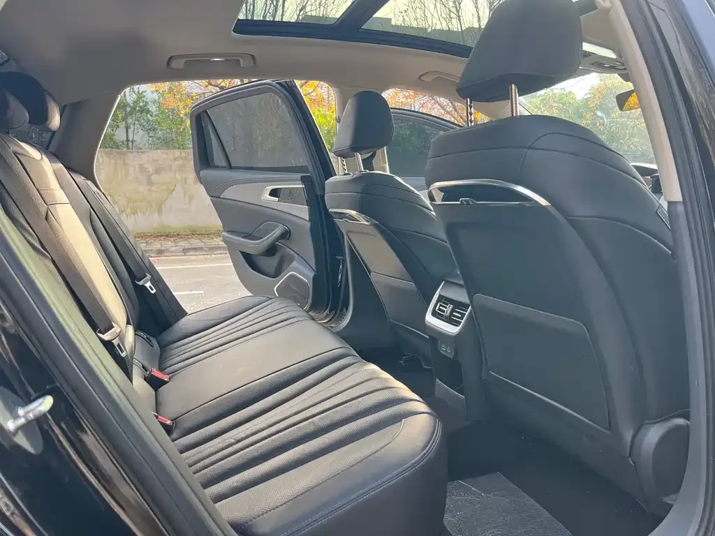 Hongqi H5 2023 из CN, фото 7