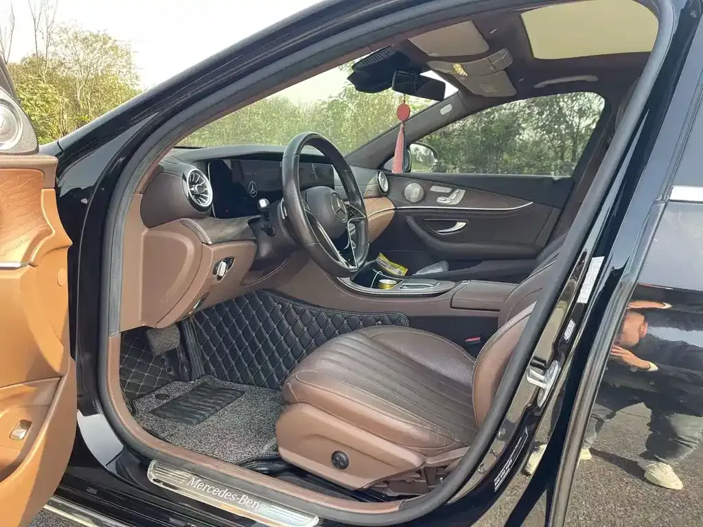 Mercedes-Benz E-Class 2021 из CN, фото 4
