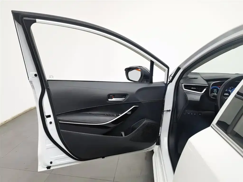 Toyota Levin 2023 из CN, фото 8