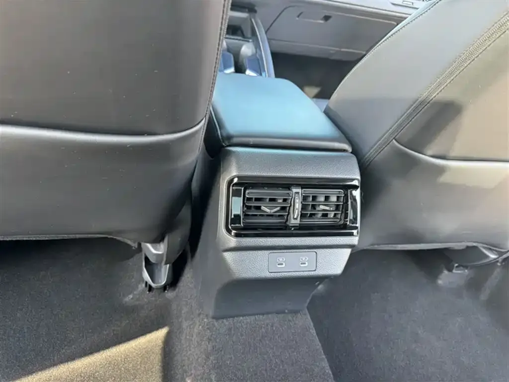 Honda Accord 2024 из CN, фото 8