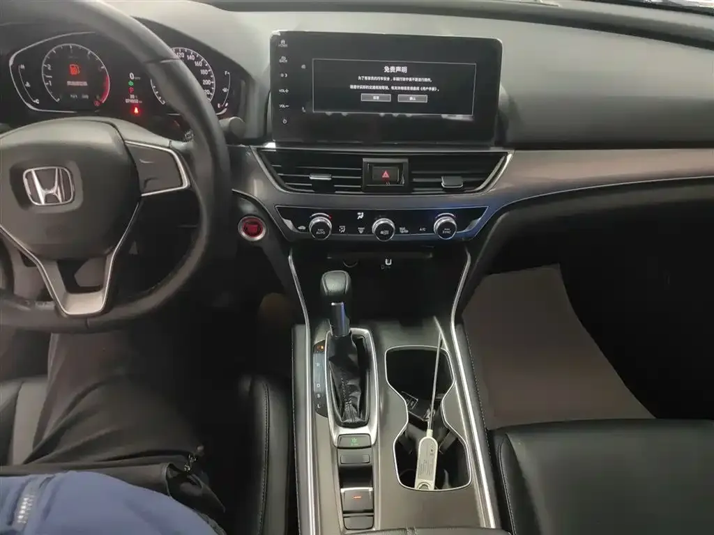 Honda Accord 2022 из CN, фото 10