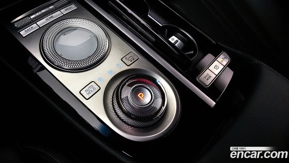Genesis G80 — фото 9