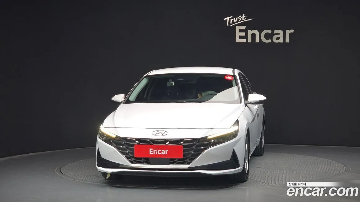 Hyundai AVANTE — фото 3