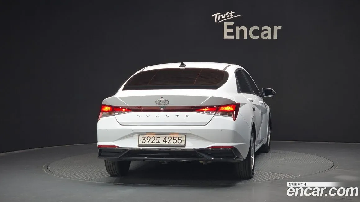 Hyundai AVANTE — фото 4