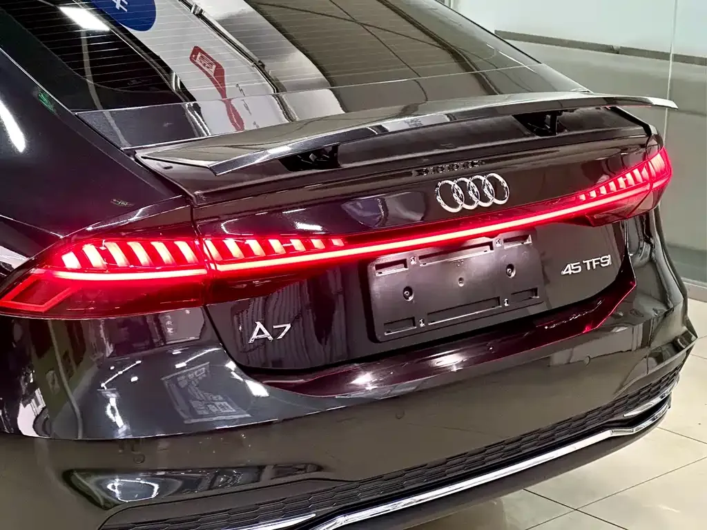 Audi A7 2021 из CN, фото 10